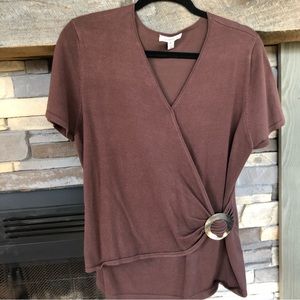 Excellent condition JohnPaulRichard very soft chocolate brown sweater. Size XL